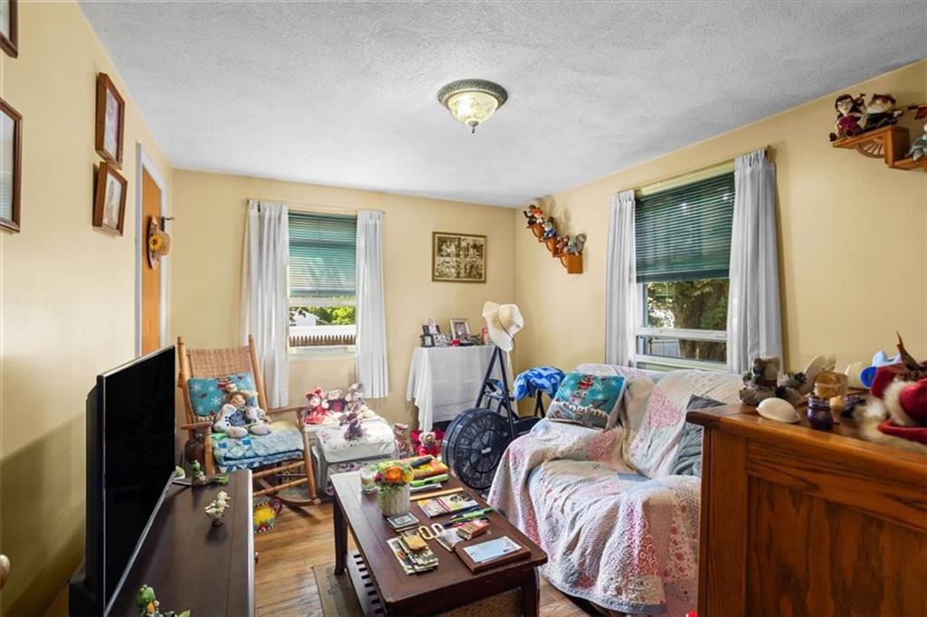 7 Sherwood Avenue Property Photo 18