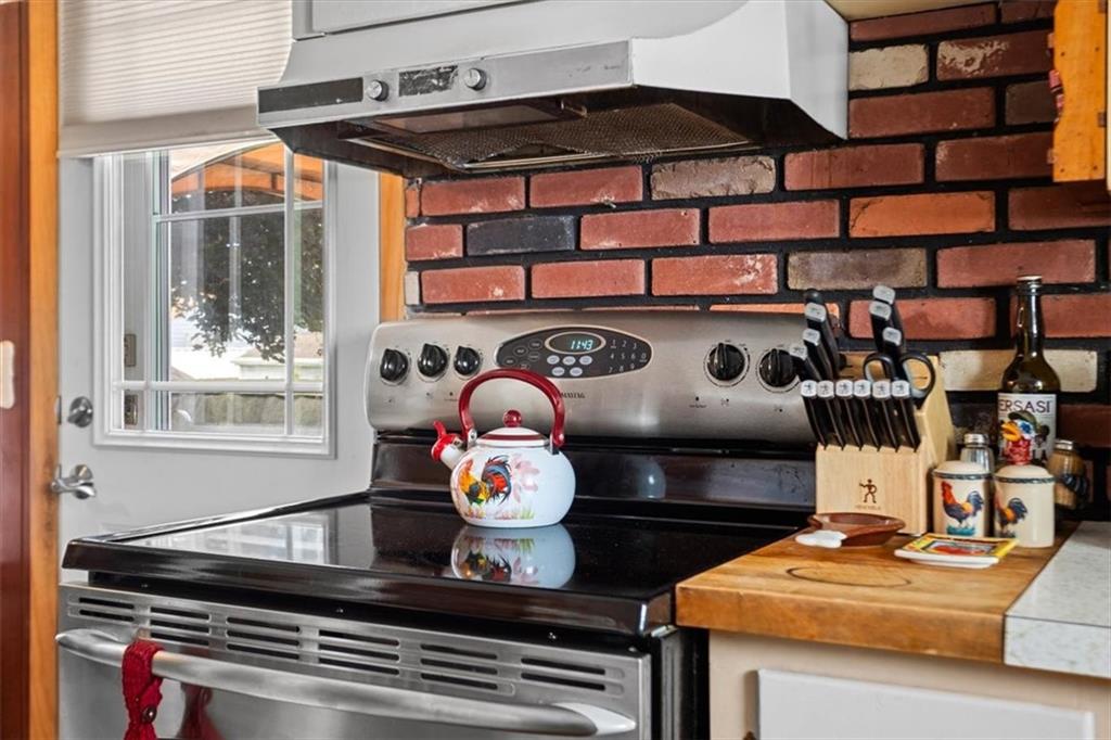 7 Sherwood Avenue Property Photo 28