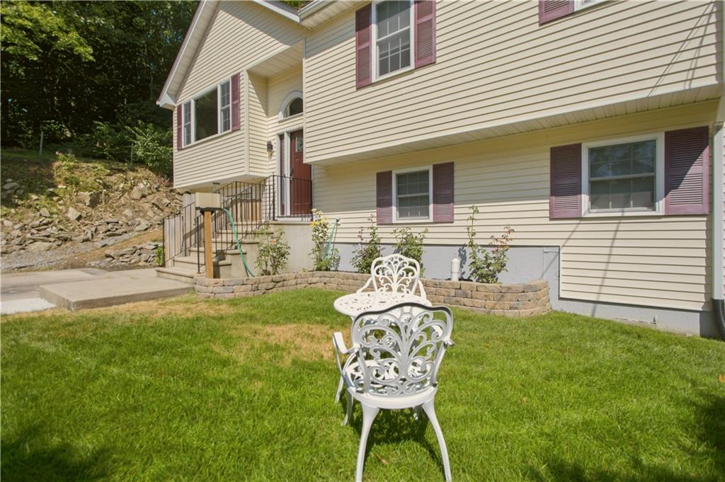 37 Gem Street Property Photo 4