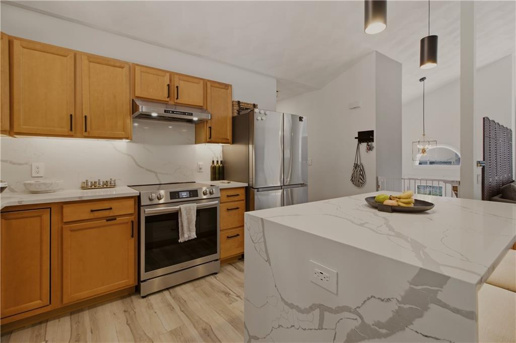 37 Gem Street Property Photo 9