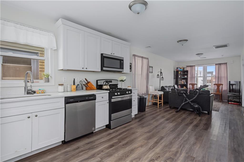 61 Joslin Street Property Photo 3