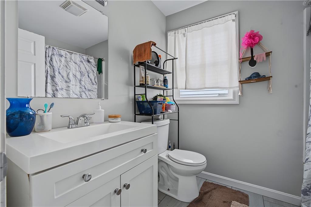 61 Joslin Street Property Photo 4
