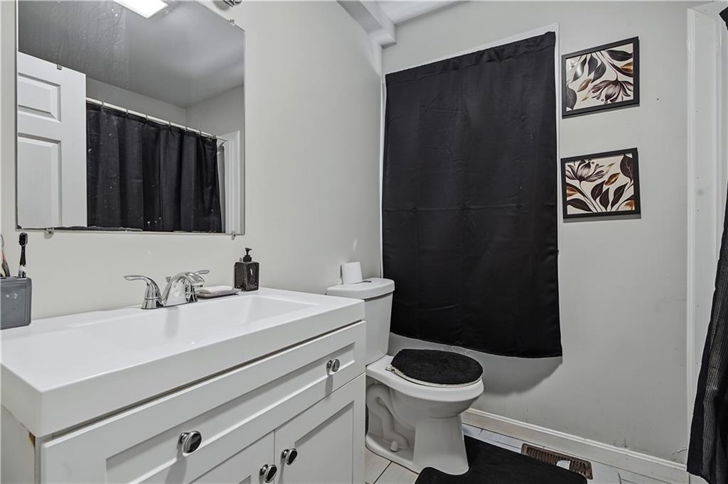 61 Joslin Street Property Photo 11