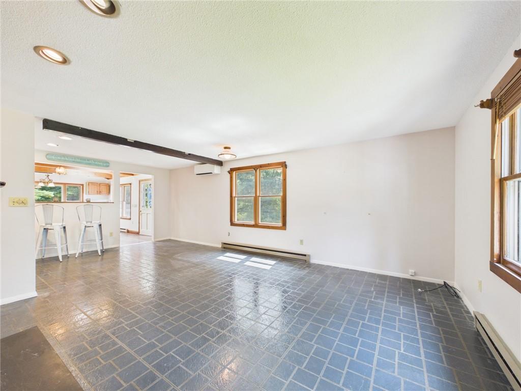 29 Oak Road Property Photo 13