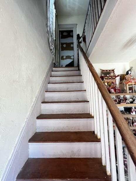 33 Elm Street Property Photo 10