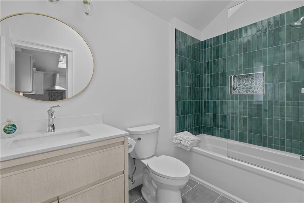 34 East Bowery Street Property Photo 17