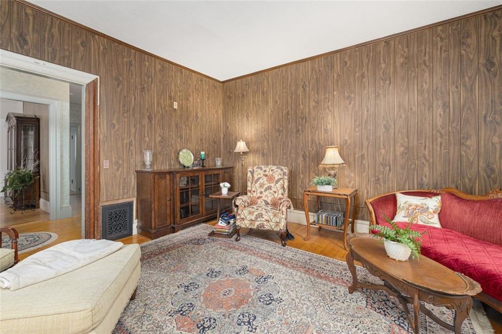 25 Blackstone Street Property Photo 9