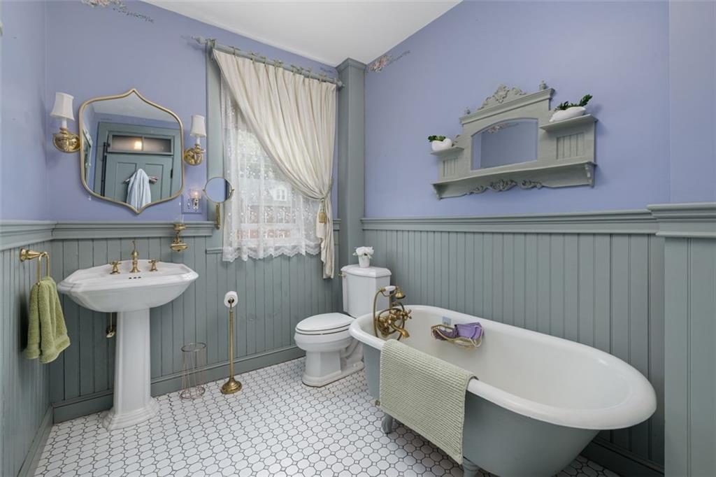 25 Blackstone Street Property Photo 31