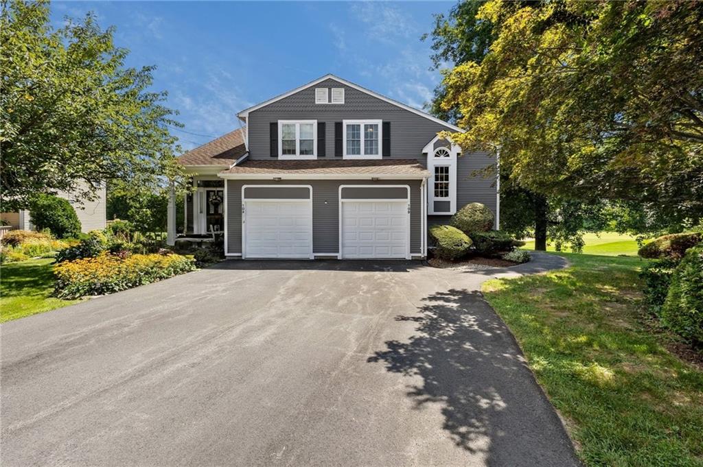 10 Cutters Green Unit B Property Photo 1