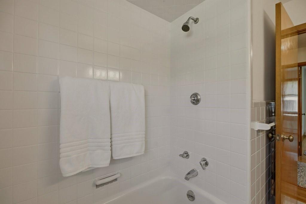 205 Lincoln Avenue Property Photo 22