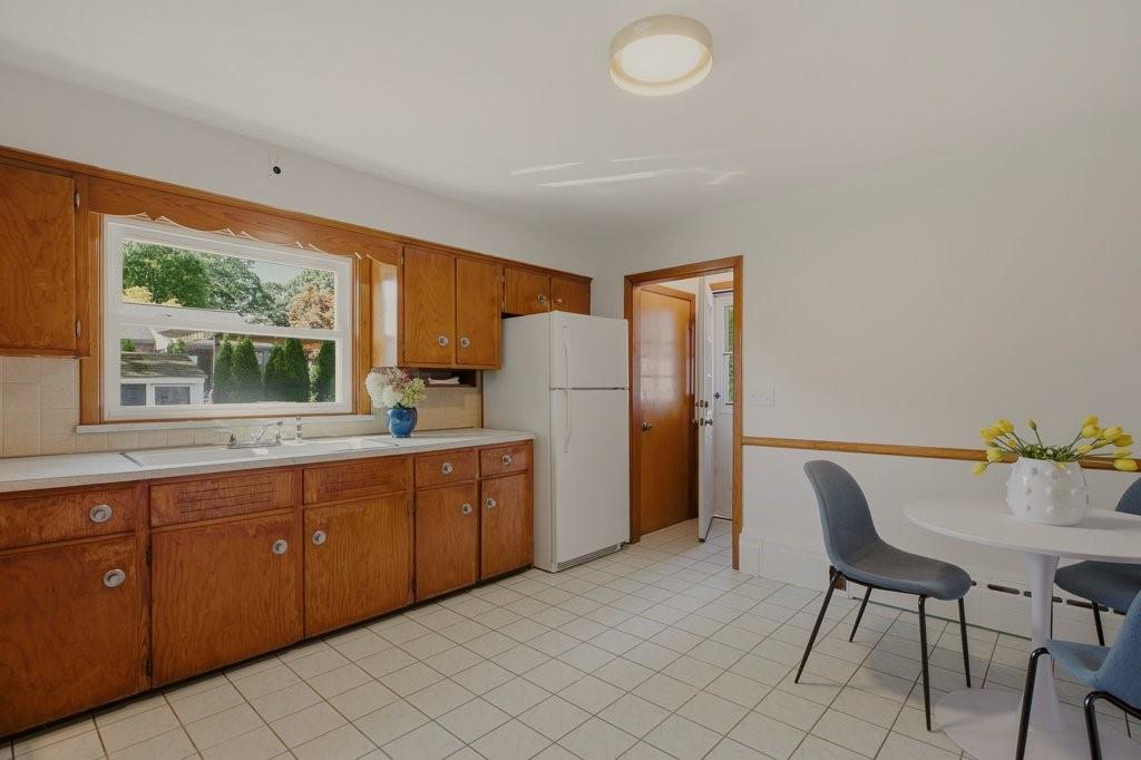 205 Lincoln Avenue Property Photo 25