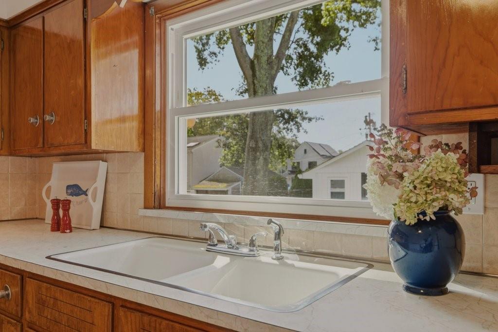 205 Lincoln Avenue Property Photo 31