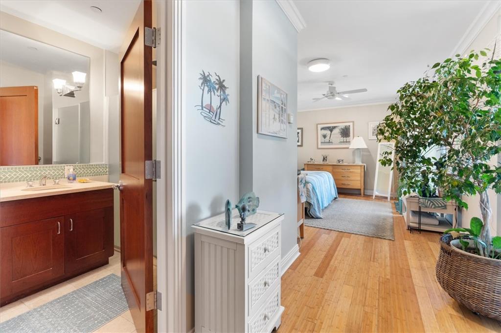 345 Thames Street Unit 205n Property Photo 19