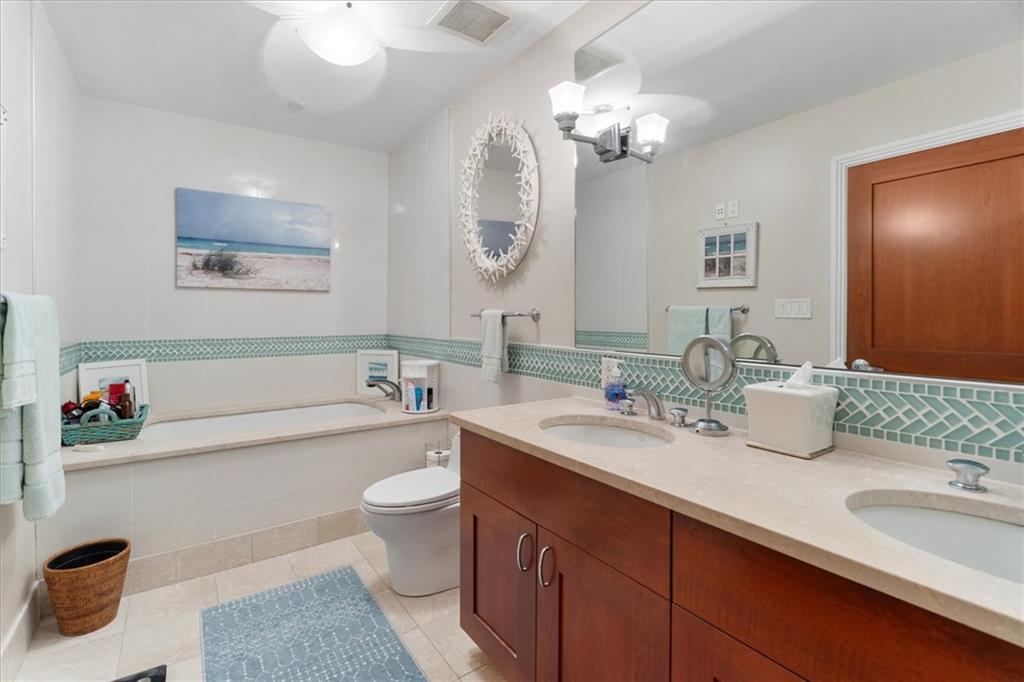 345 Thames Street Unit 205n Property Photo 26