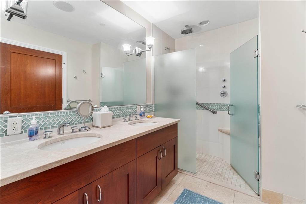 345 Thames Street Unit 205n Property Photo 27
