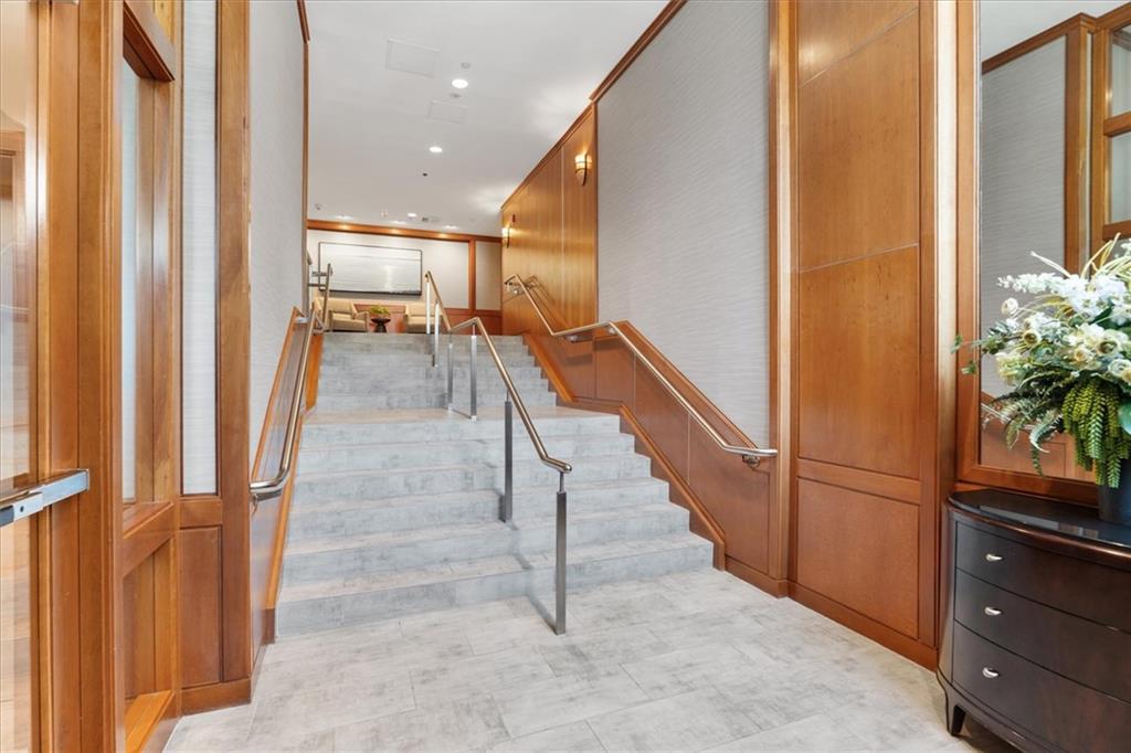 345 Thames Street Unit 205n Property Photo 40