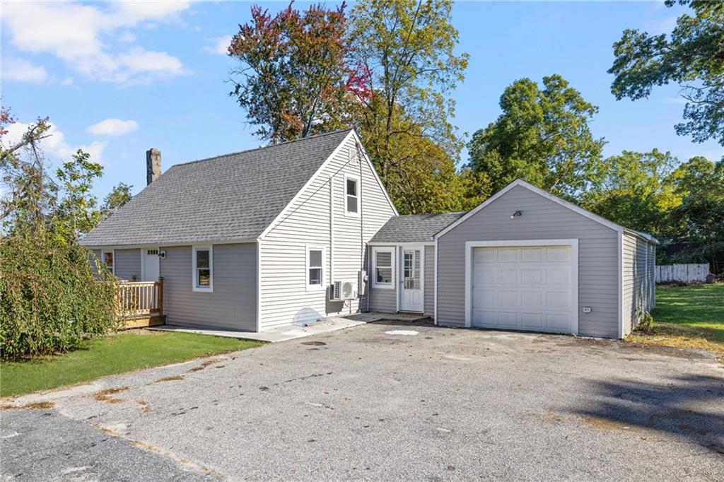 30 Uphill Avenue Property Photo 1
