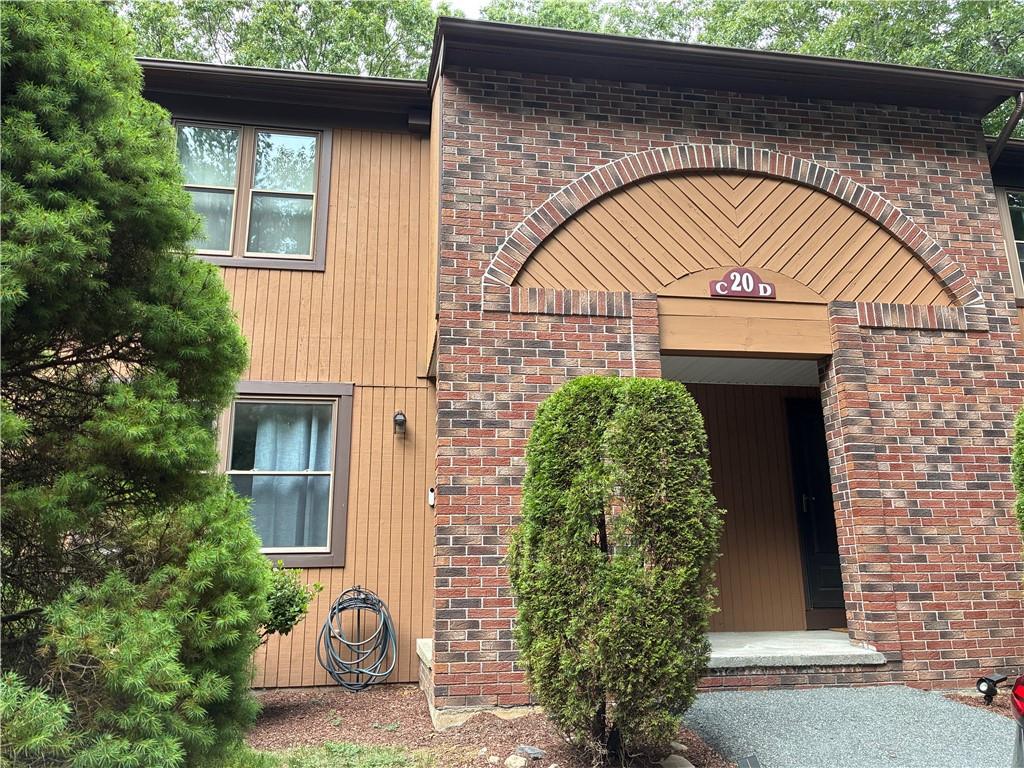 20 Pheasant Run Unit C Property Photo 1