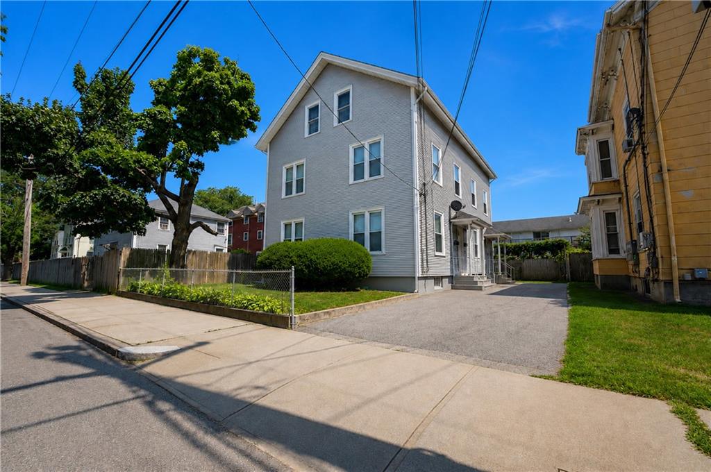 126 Clay Street Property Photo 2