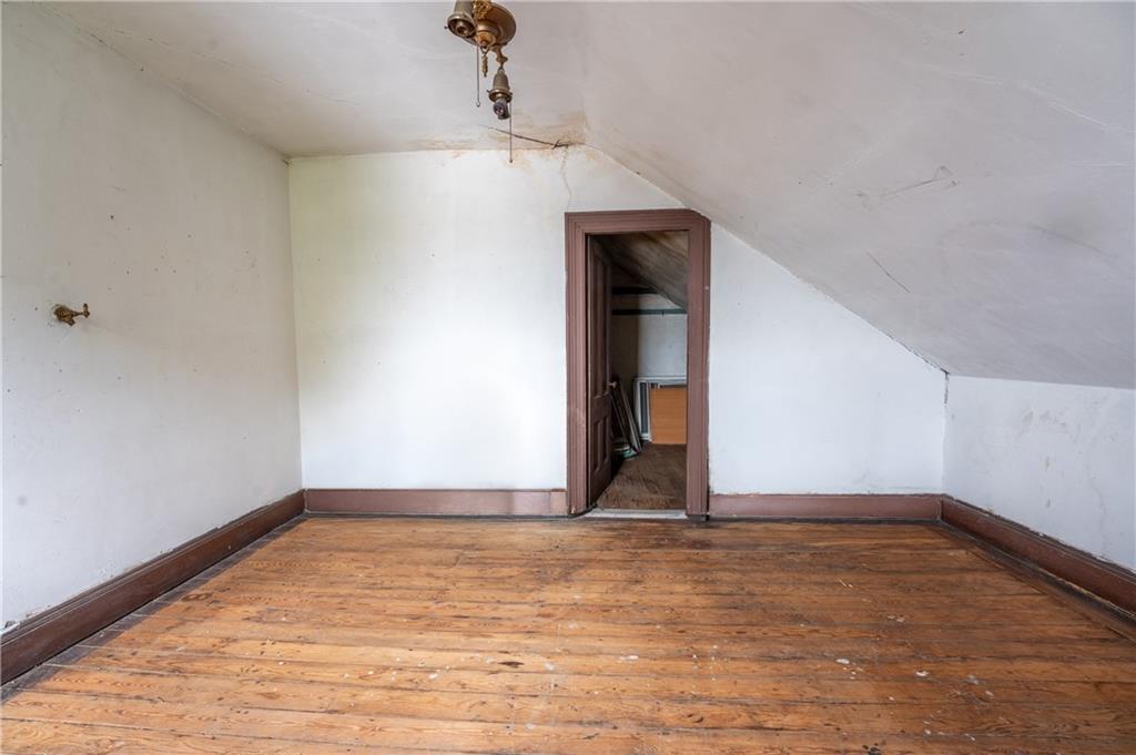 126 Clay Street Property Photo 6
