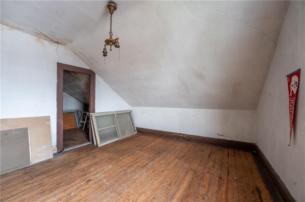126 Clay Street Property Photo 7