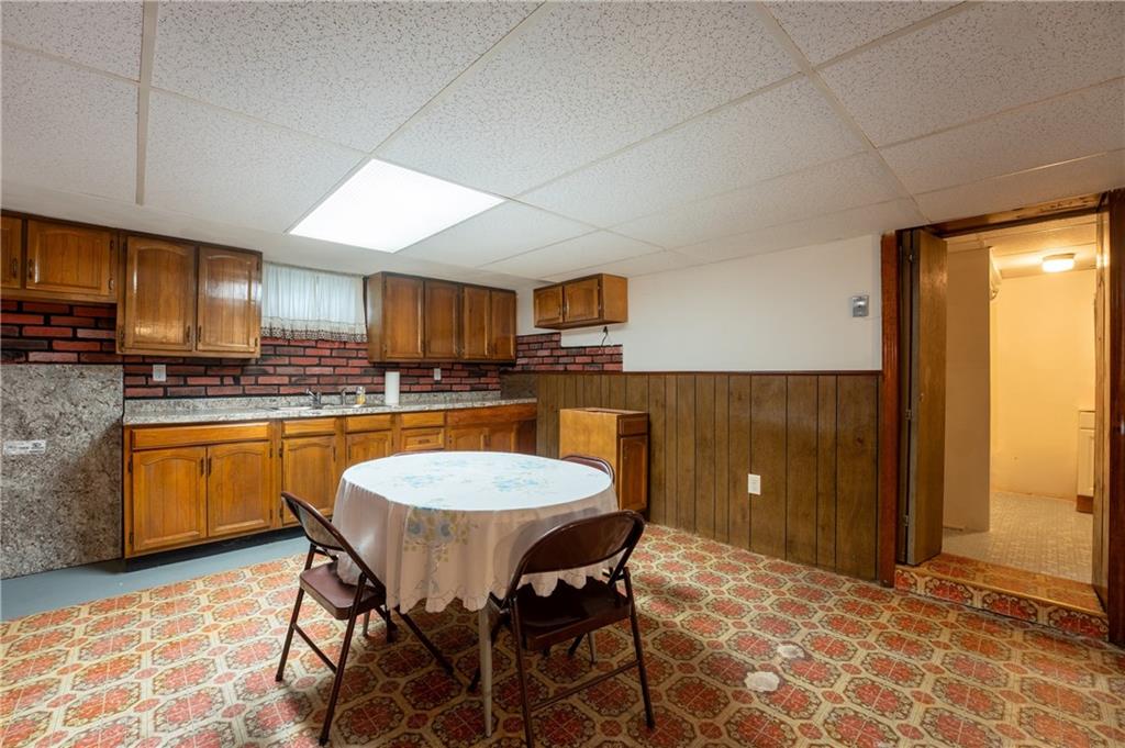 126 Clay Street Property Photo 14