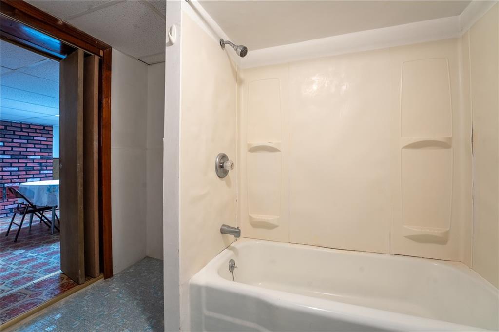 126 Clay Street Property Photo 20