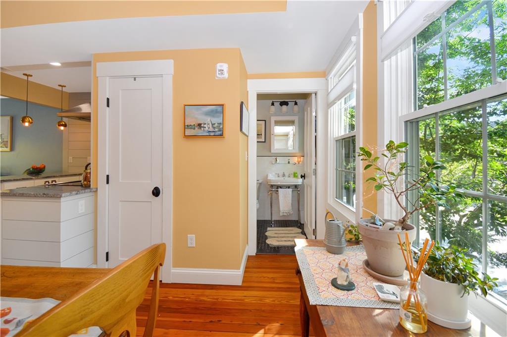 7 Bay View Avenue Unit B Property Photo 4