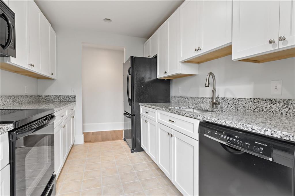 217 Hope Street Unit 3 Property Photo 17