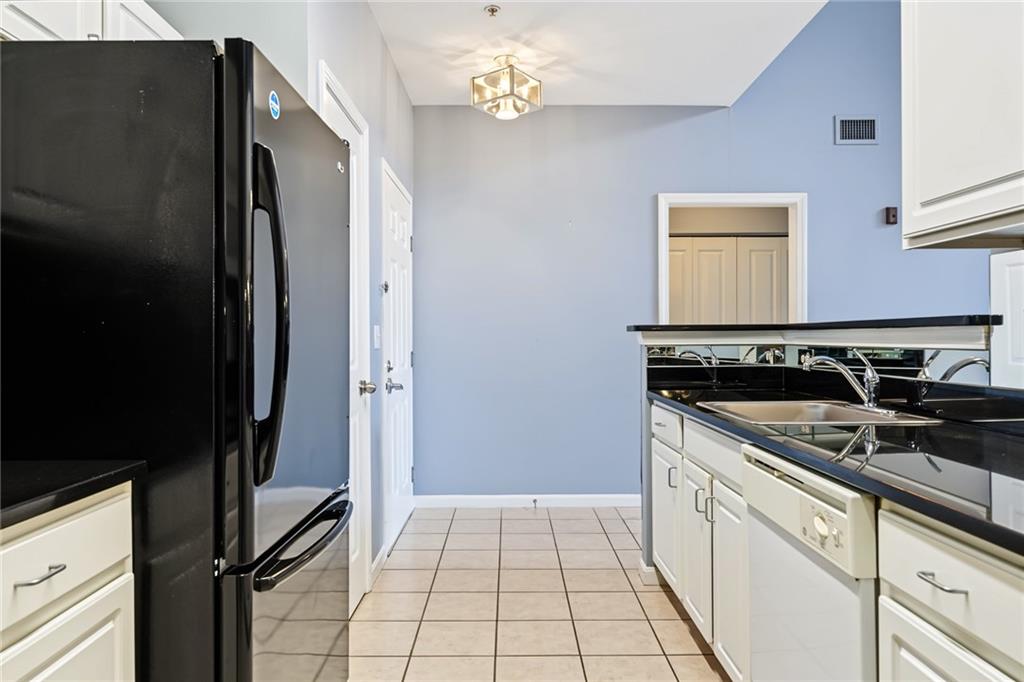 1000 Providence Place Unit 401 & St407 Property Photo 4