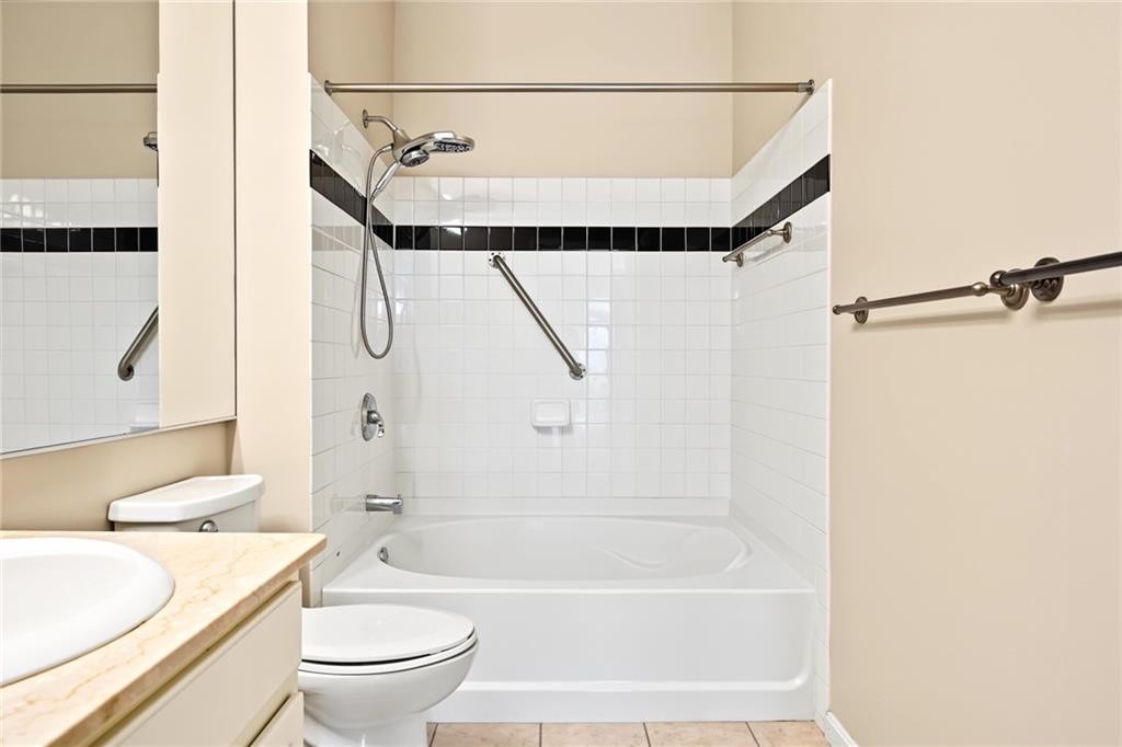 1000 Providence Place Unit 401 & St407 Property Photo 21