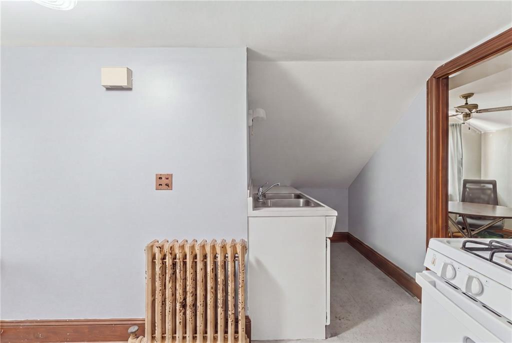 106 John Street Property Photo 25