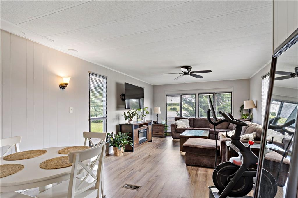 5 Lane #f Property Photo 4