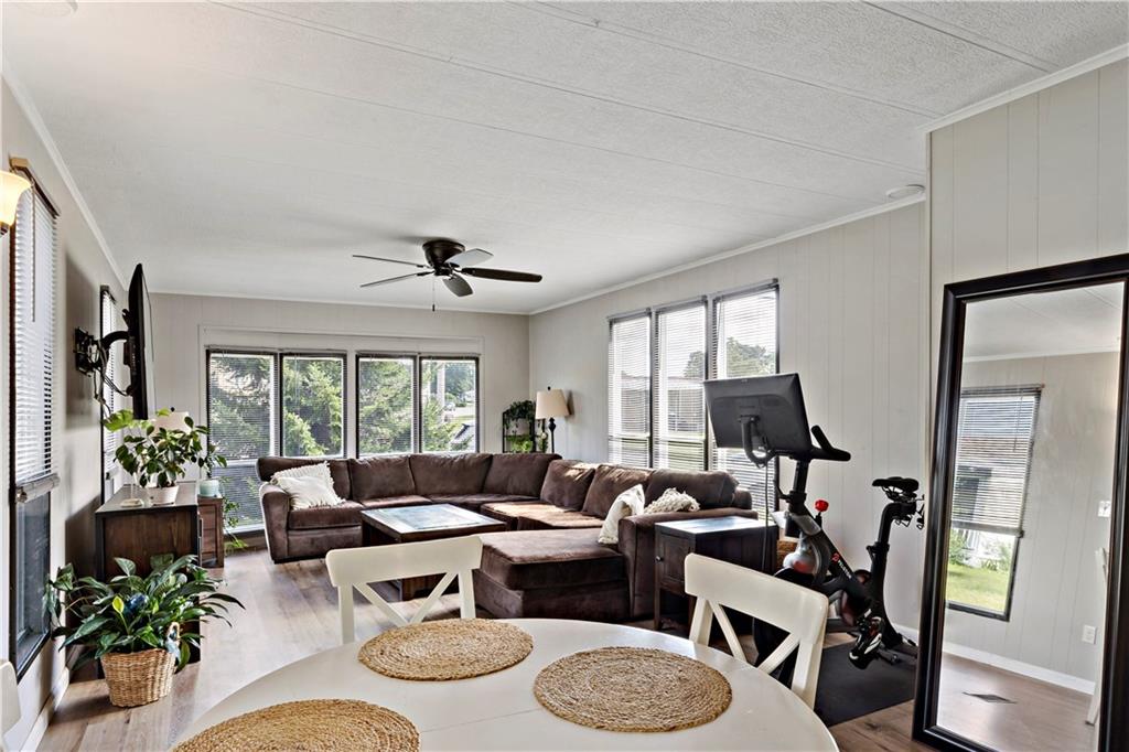 5 Lane #f Property Photo 5