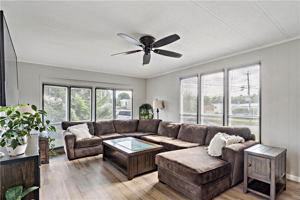 5 Lane #f Property Photo 7