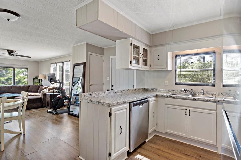 5 Lane #f Property Photo 14