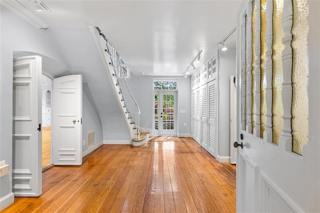 195 George Street Property Photo 12