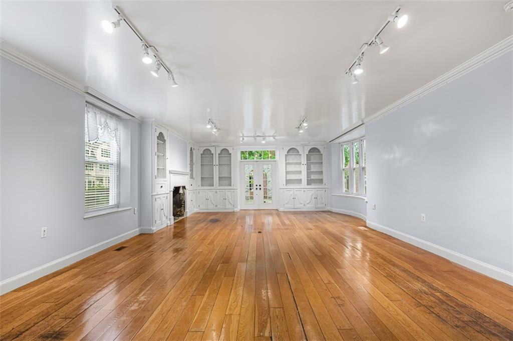 195 George Street Property Photo 16