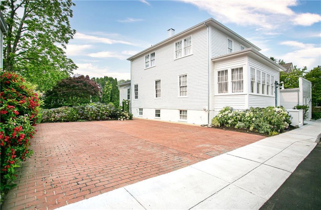 12 Poplar Street Property Photo 33