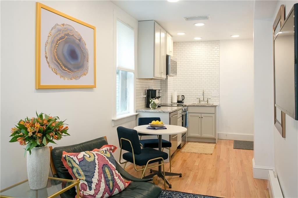 12 Poplar Street Property Photo 18