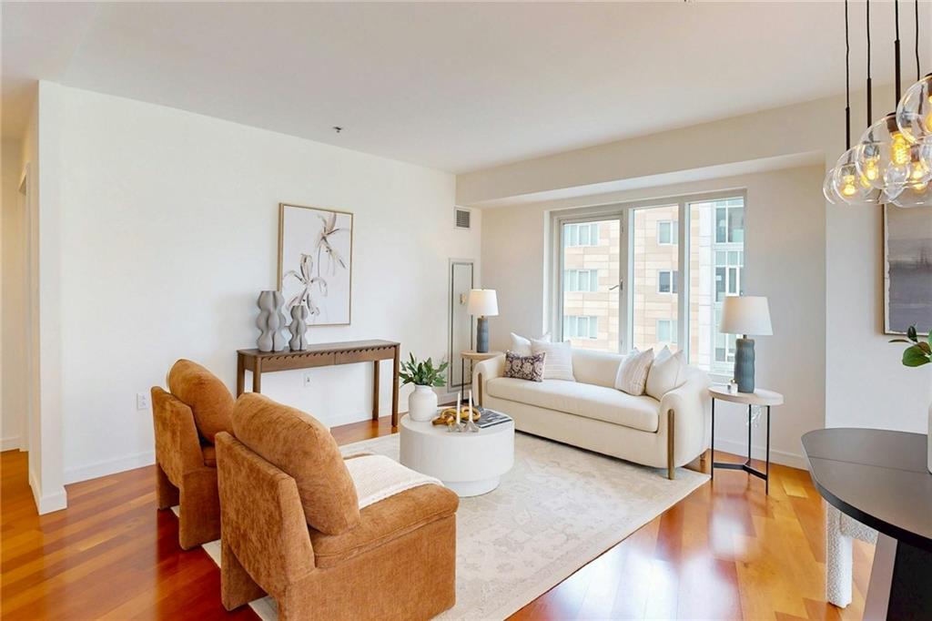 100 Exchange Street Unit 1006 Property Photo 5