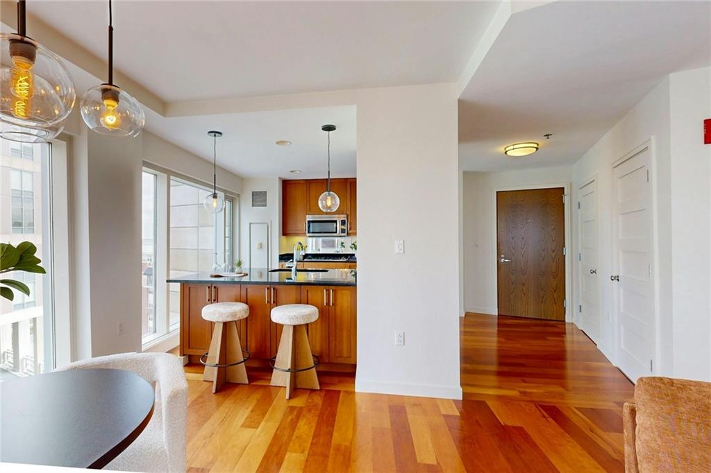 100 Exchange Street Unit 1006 Property Photo 9