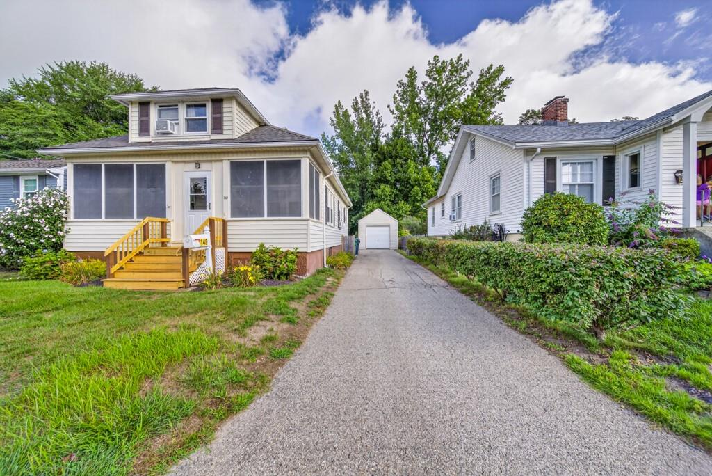 149 Columbia Avenue Property Photo 2
