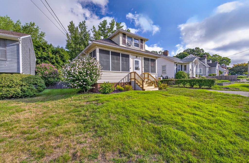 149 Columbia Avenue Property Photo 4
