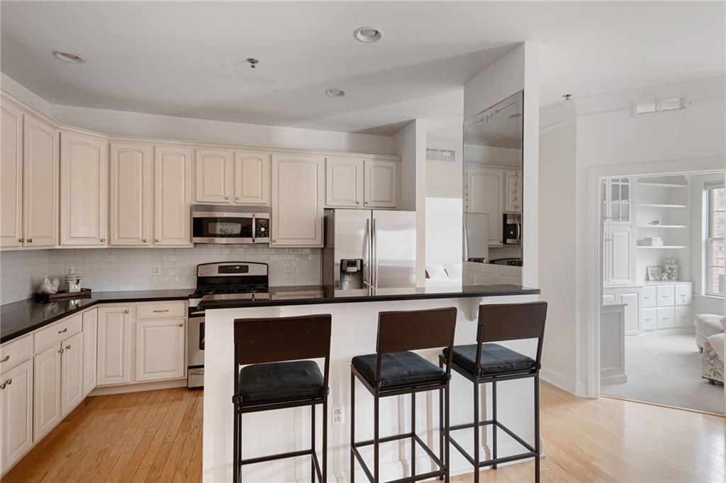 1 Wayland Avenue Unit 201n Property Photo 12