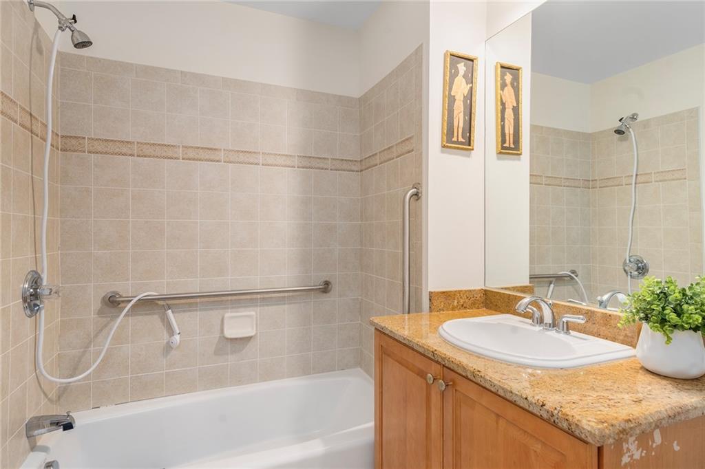 1 Wayland Avenue Unit 201n Property Photo 28