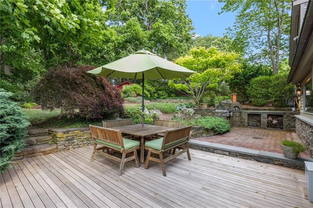 10 Nayatt Road Property Photo 3