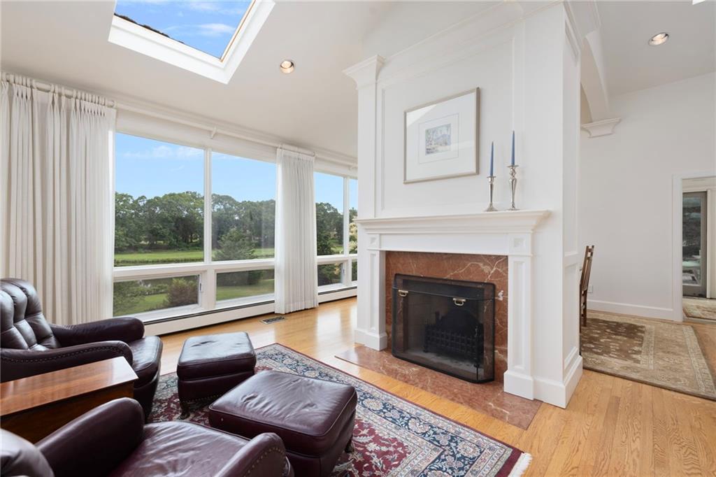 10 Nayatt Road Property Photo 8