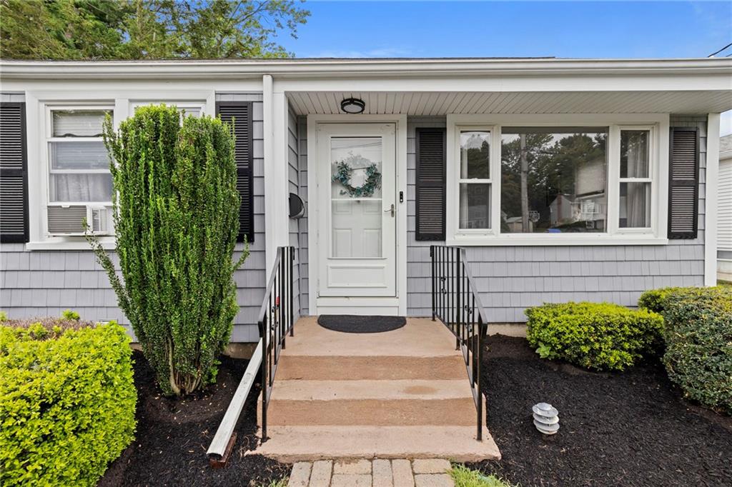 198 Holland Street Property Photo 1