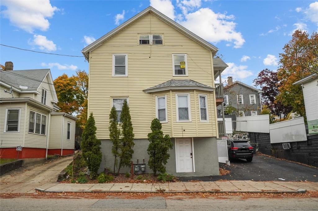 329 Plainfield Street Property Photo 1